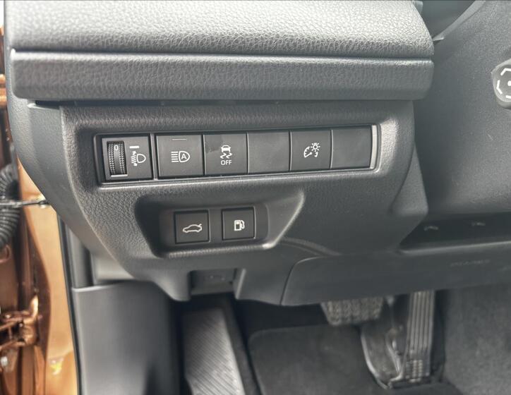 Toyota Camry 15