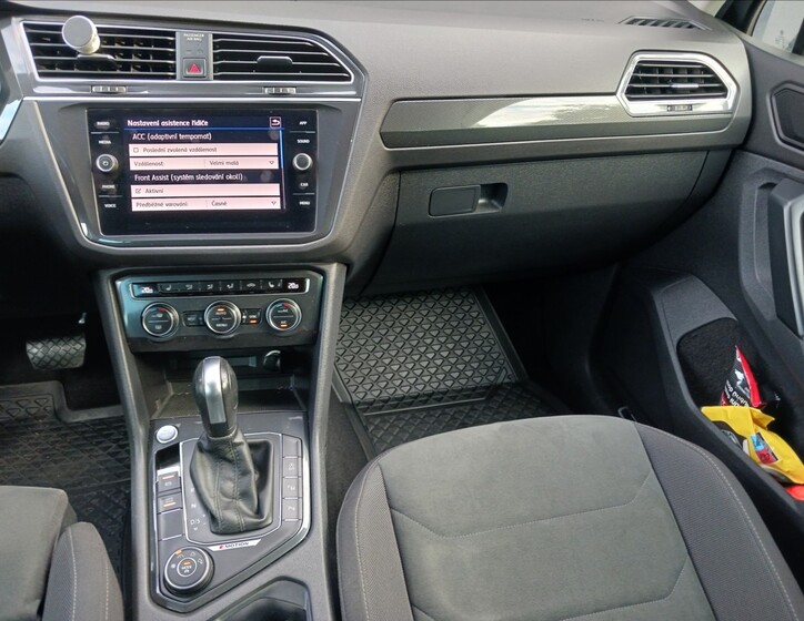 Volkswagen Tiguan 14