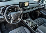 Mitsubishi Outlander 12