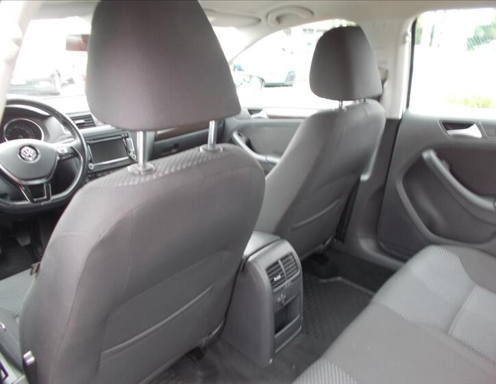 Volkswagen Jetta 15