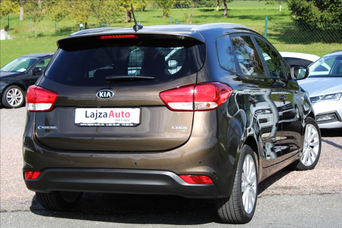 KIA Carens