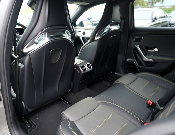 Mercedes-Benz Třídy A 33