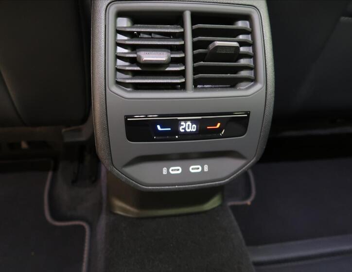 Cupra Formentor 25
