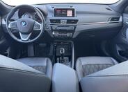 BMW X1 8
