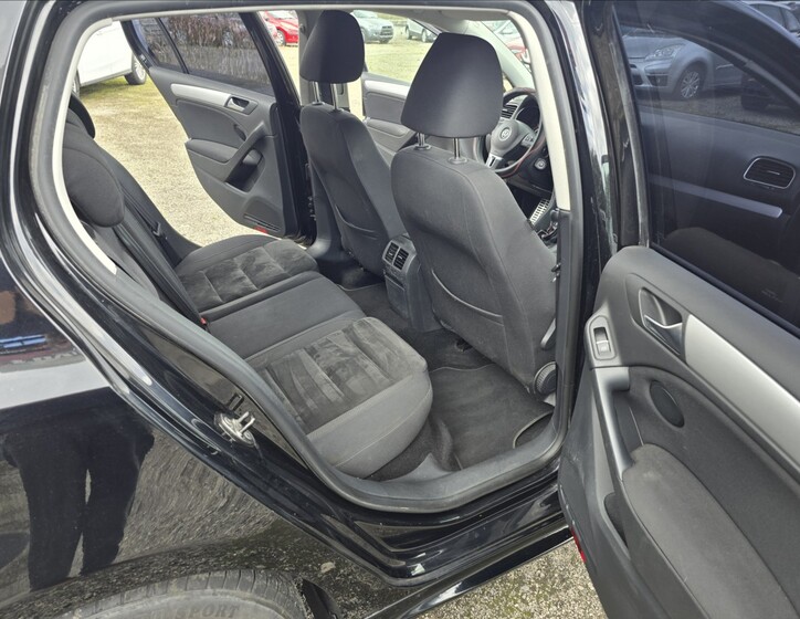 Volkswagen Golf 15