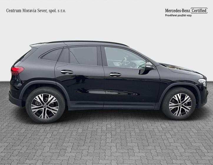 Mercedes-Benz GLA 6