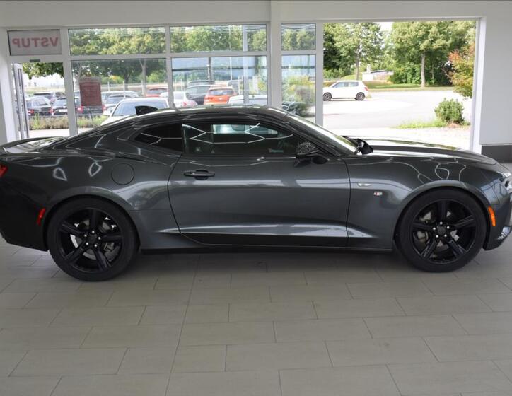 Chevrolet Camaro 4