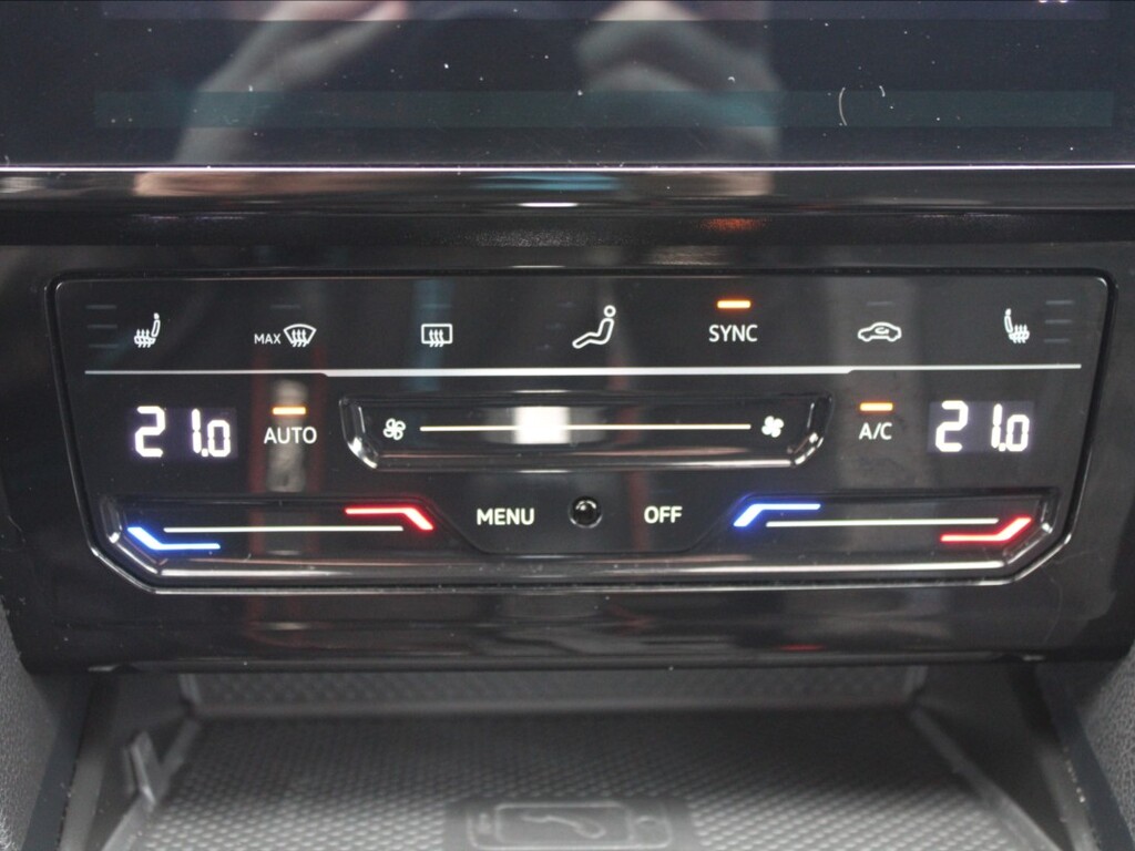 Volkswagen Passat 24