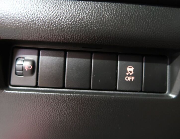Suzuki Swift 21