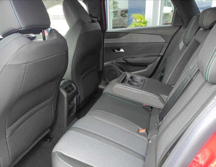 Peugeot 308 14