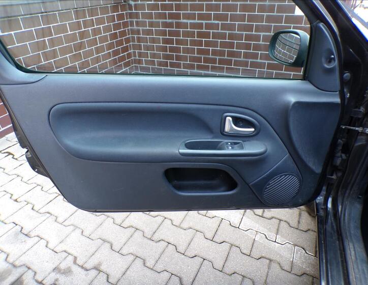 Renault Clio 17