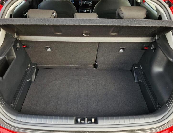 KIA Stonic 11