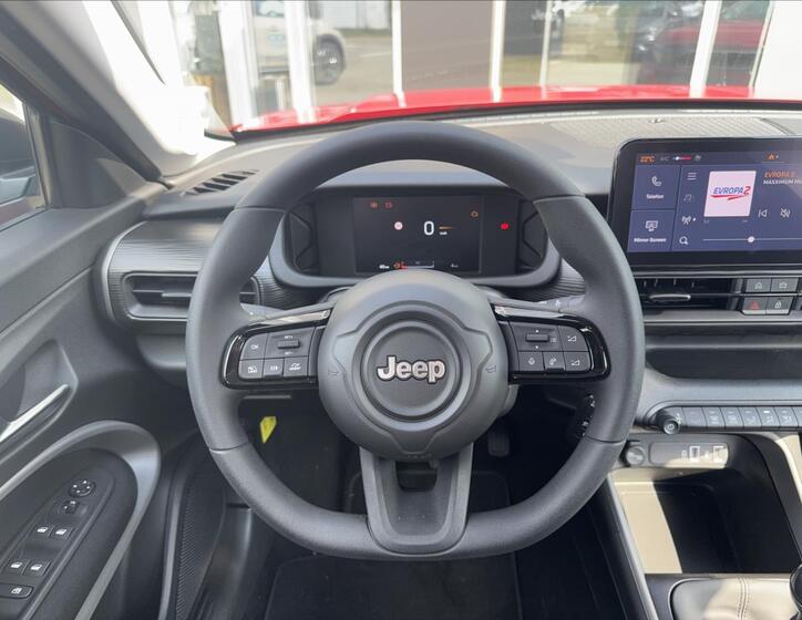 Jeep Avenger 13