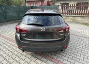 Mazda 3 4