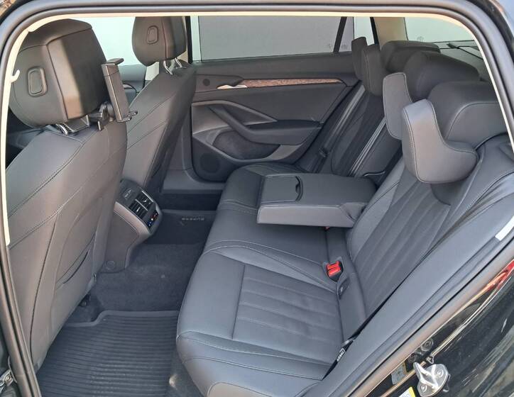 Škoda Superb 25