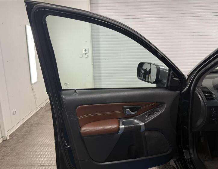 Volvo XC90 23