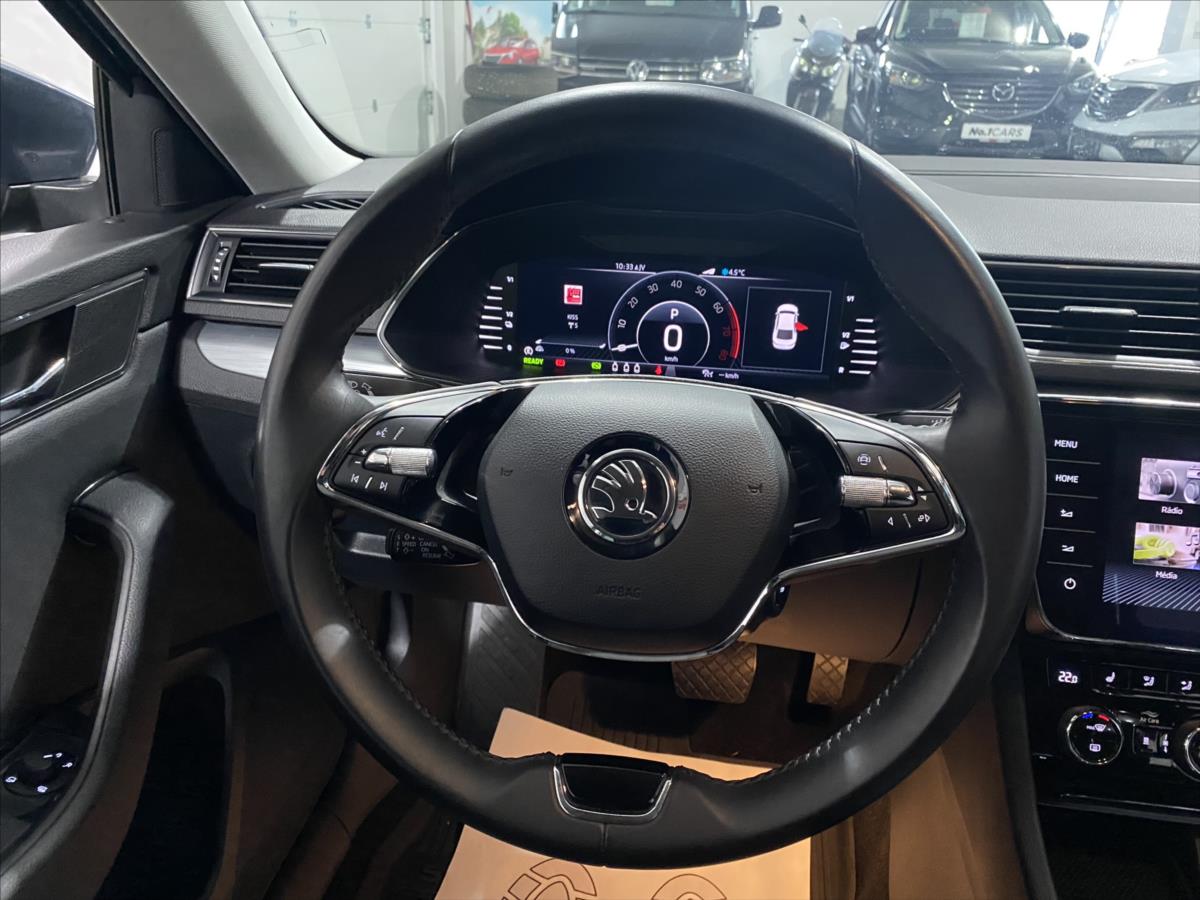 Škoda Superb