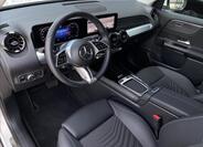 Mercedes-Benz GLB 9