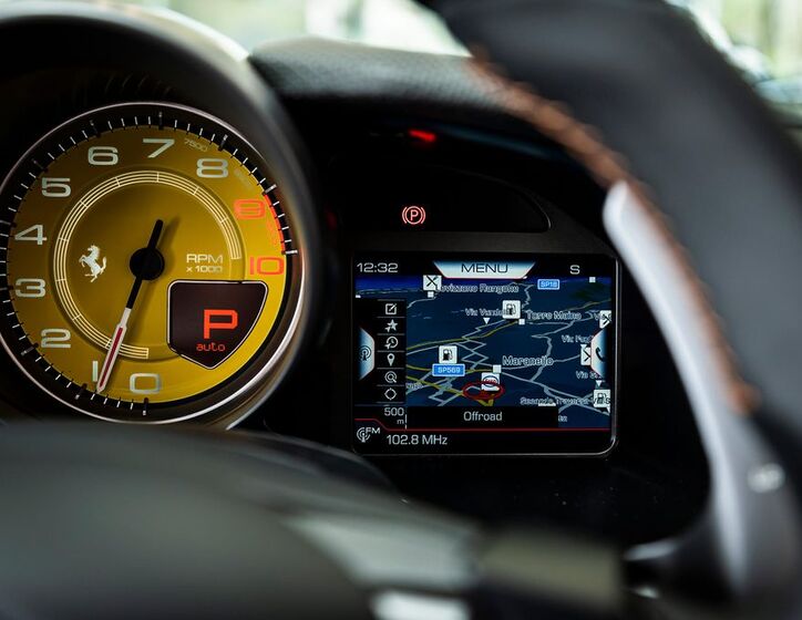 Ferrari 812 21