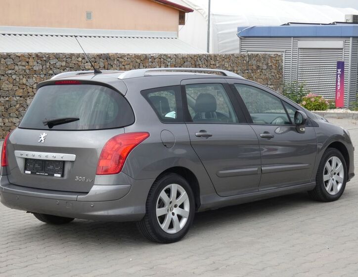 Peugeot 308 11