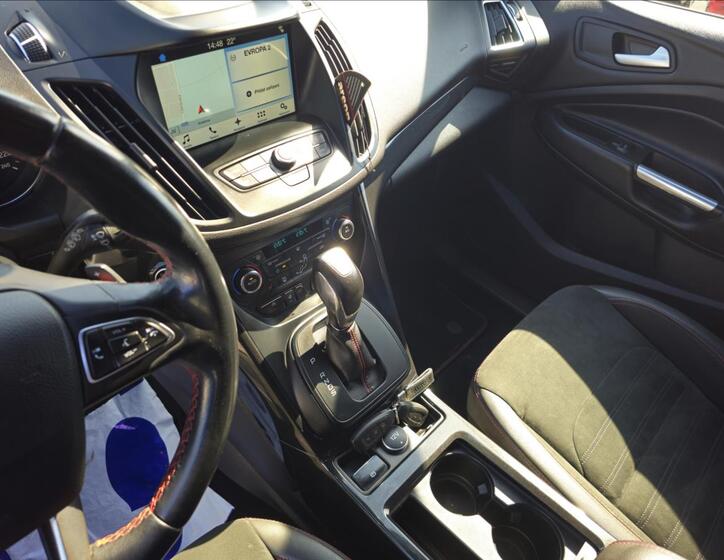 Ford Kuga 12