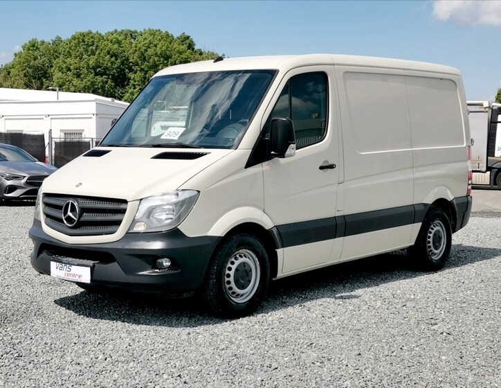 Mercedes-Benz Sprinter 1