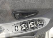 Hyundai Accent 13