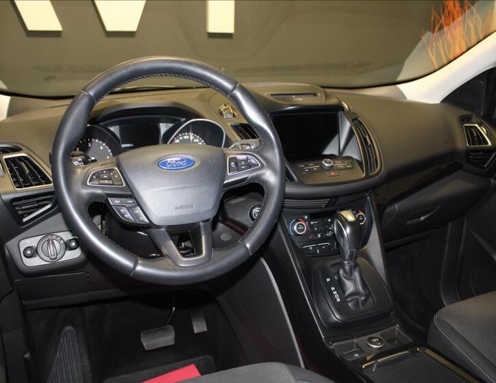 Ford Kuga 28