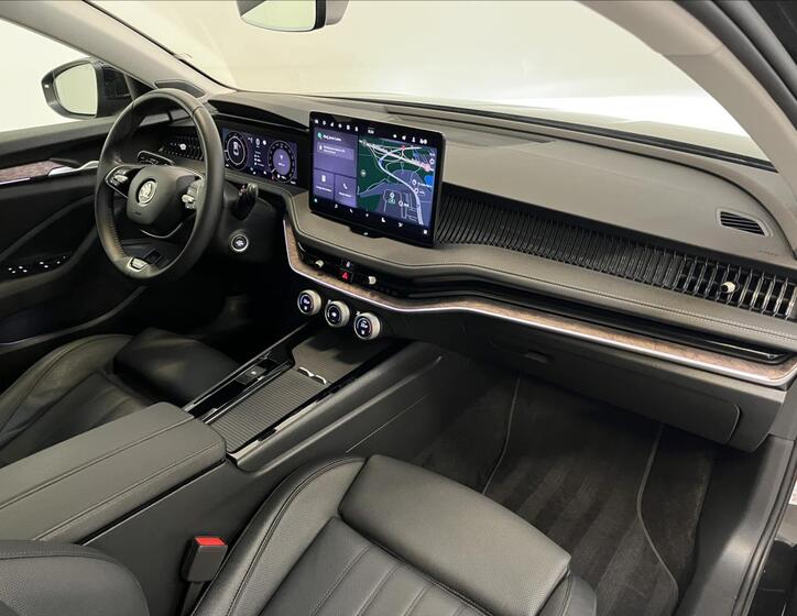 Škoda Superb 22