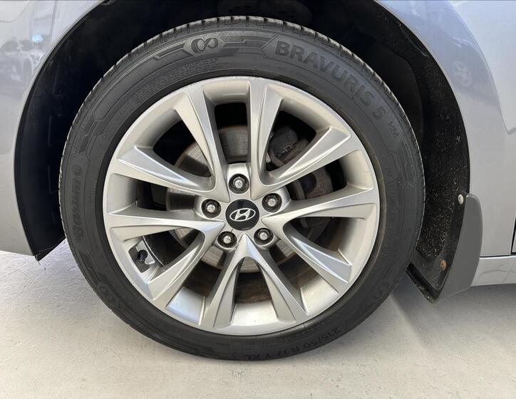 Hyundai i40 30