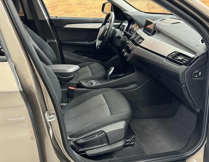 BMW X1 7