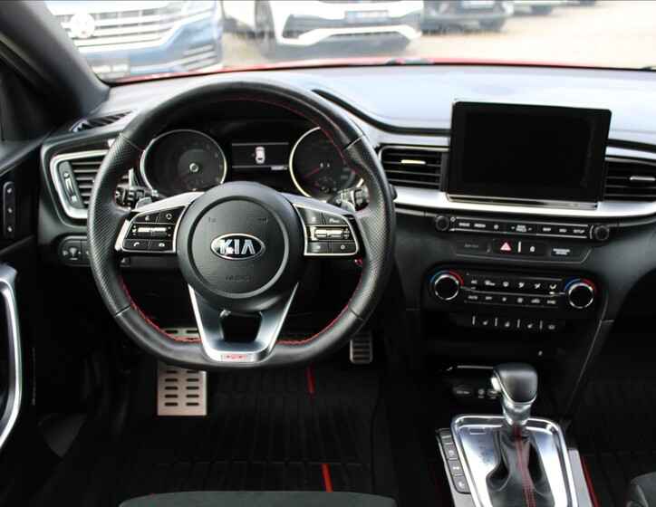KIA ProCeed 8
