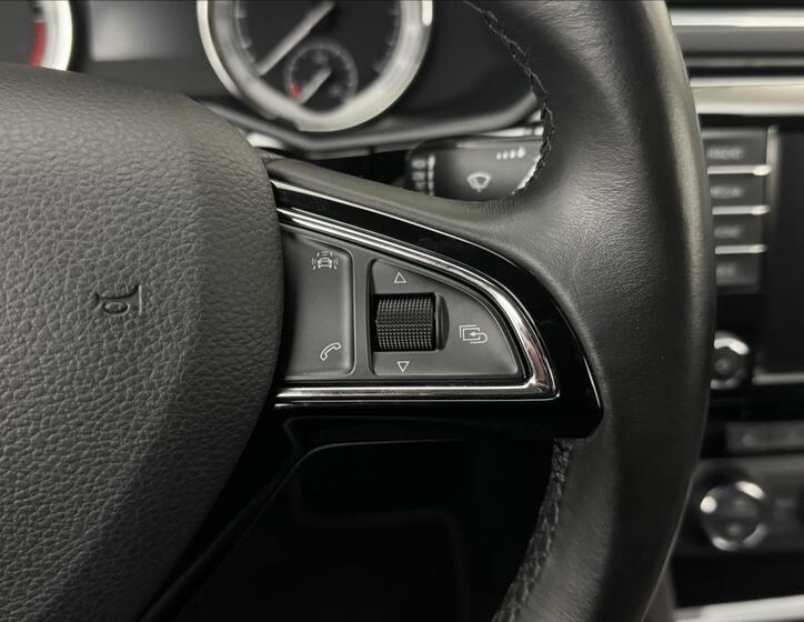 Škoda Superb 12