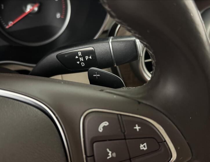 Mercedes-Benz GLC 13