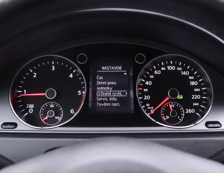 Volkswagen Passat 19