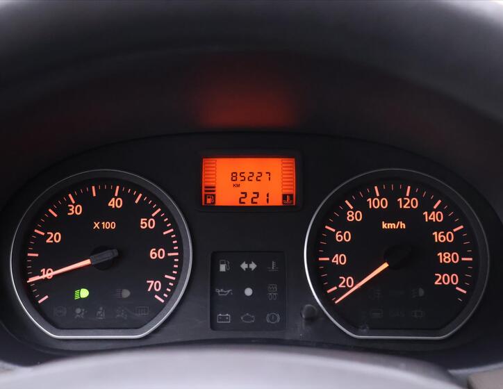 Dacia Sandero 16