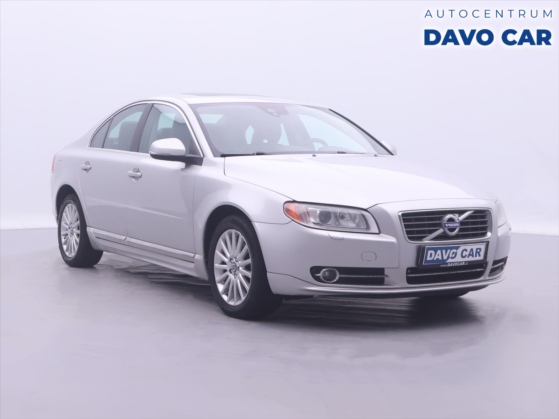 Volvo S80