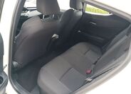 Toyota C-HR 11