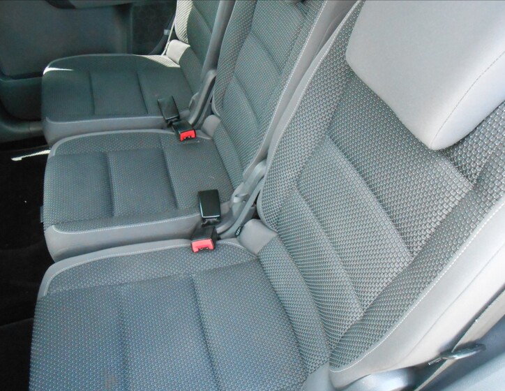 Volkswagen Touran 14