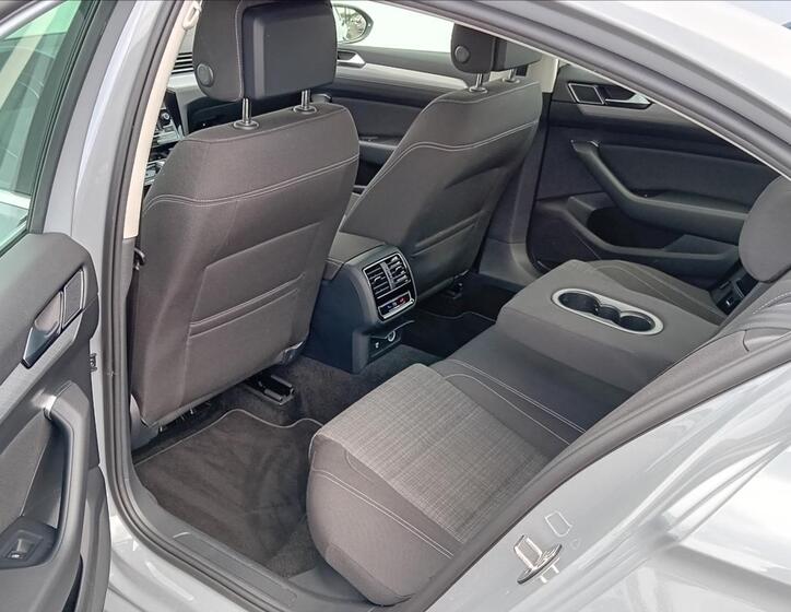 Volkswagen Passat 14