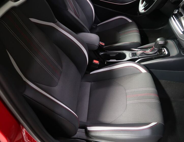 Toyota Corolla 13