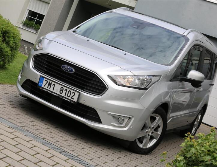 Ford Tourneo Connect 6