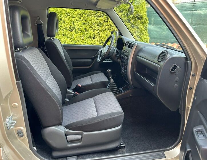Suzuki Jimny 19