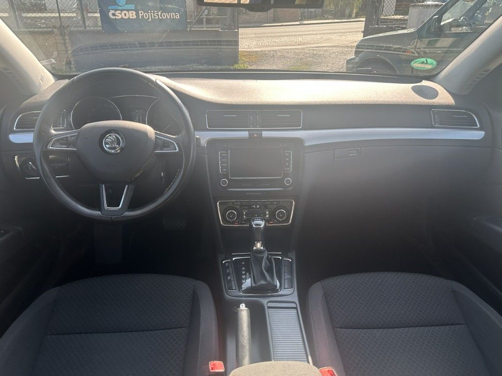 Škoda Superb