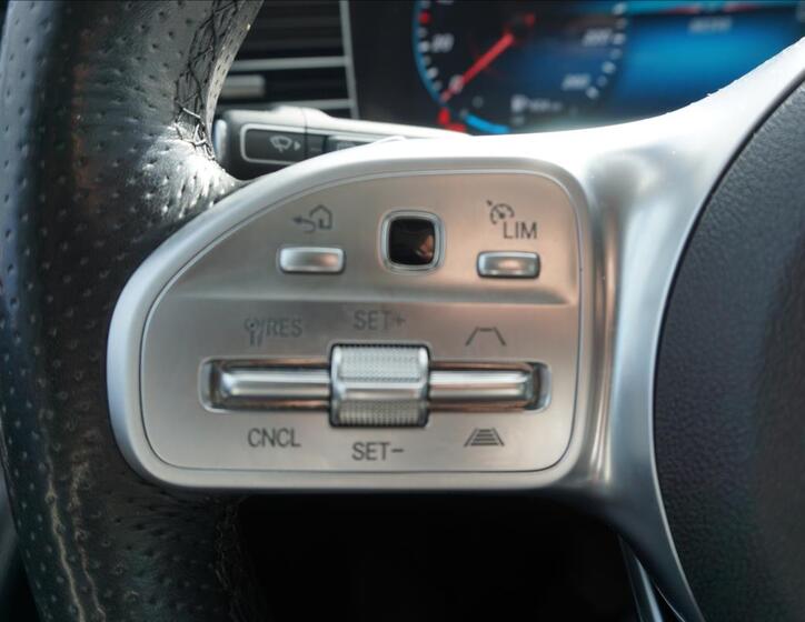 Mercedes-Benz GLS 22