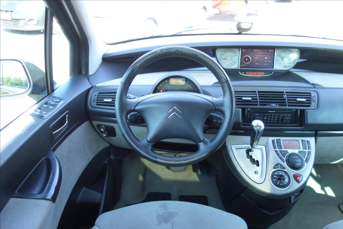Citroën C8