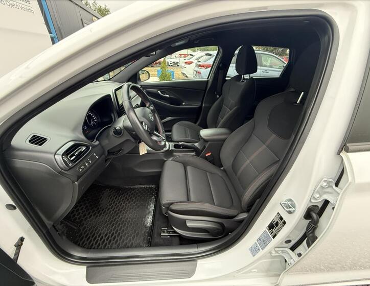 Hyundai i30 9