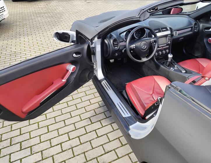 Mercedes-Benz SLK 6