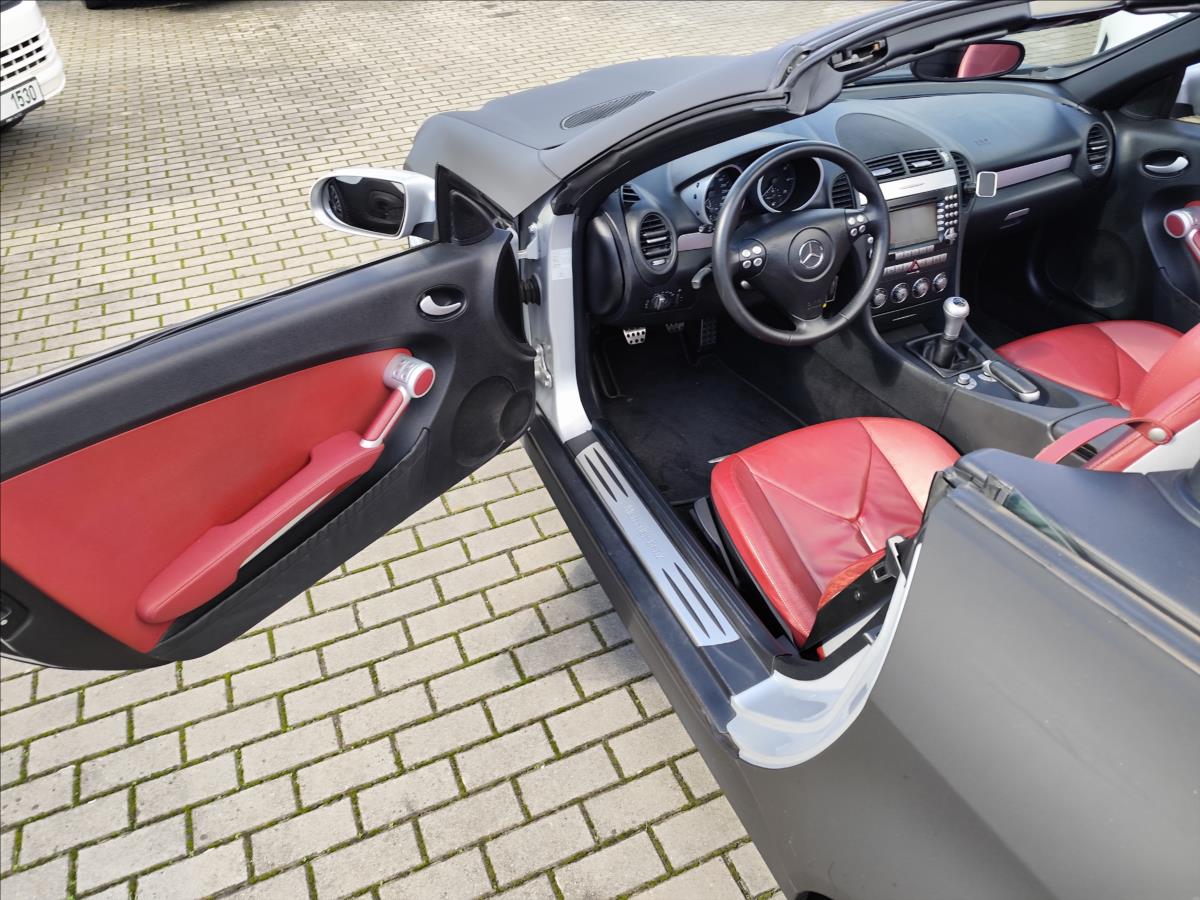 Mercedes-Benz SLK