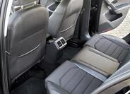 Volkswagen Golf 16